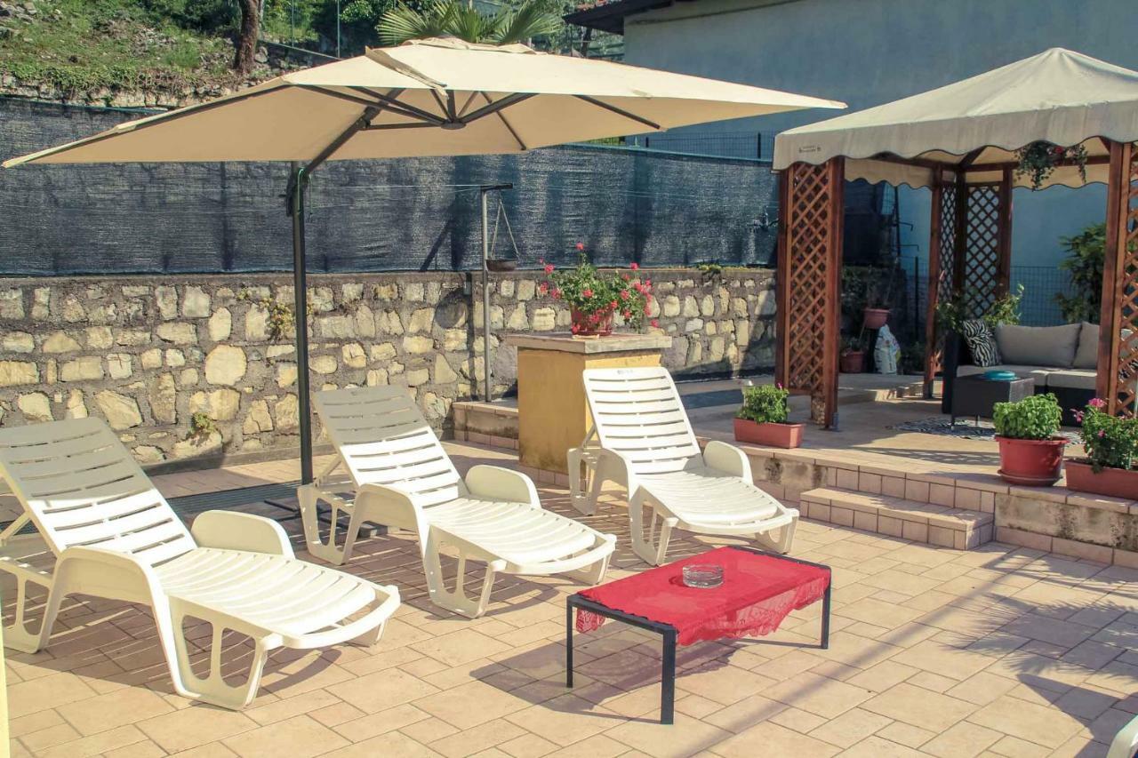 B&B Tina Monte Isola Extérieur photo